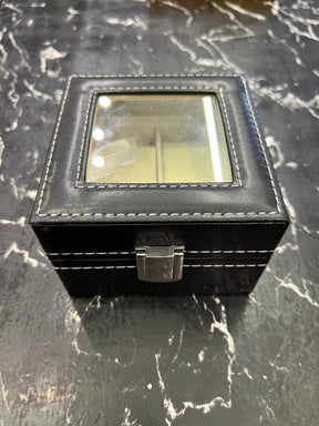 MALETA COM 2 RELÓGIOS