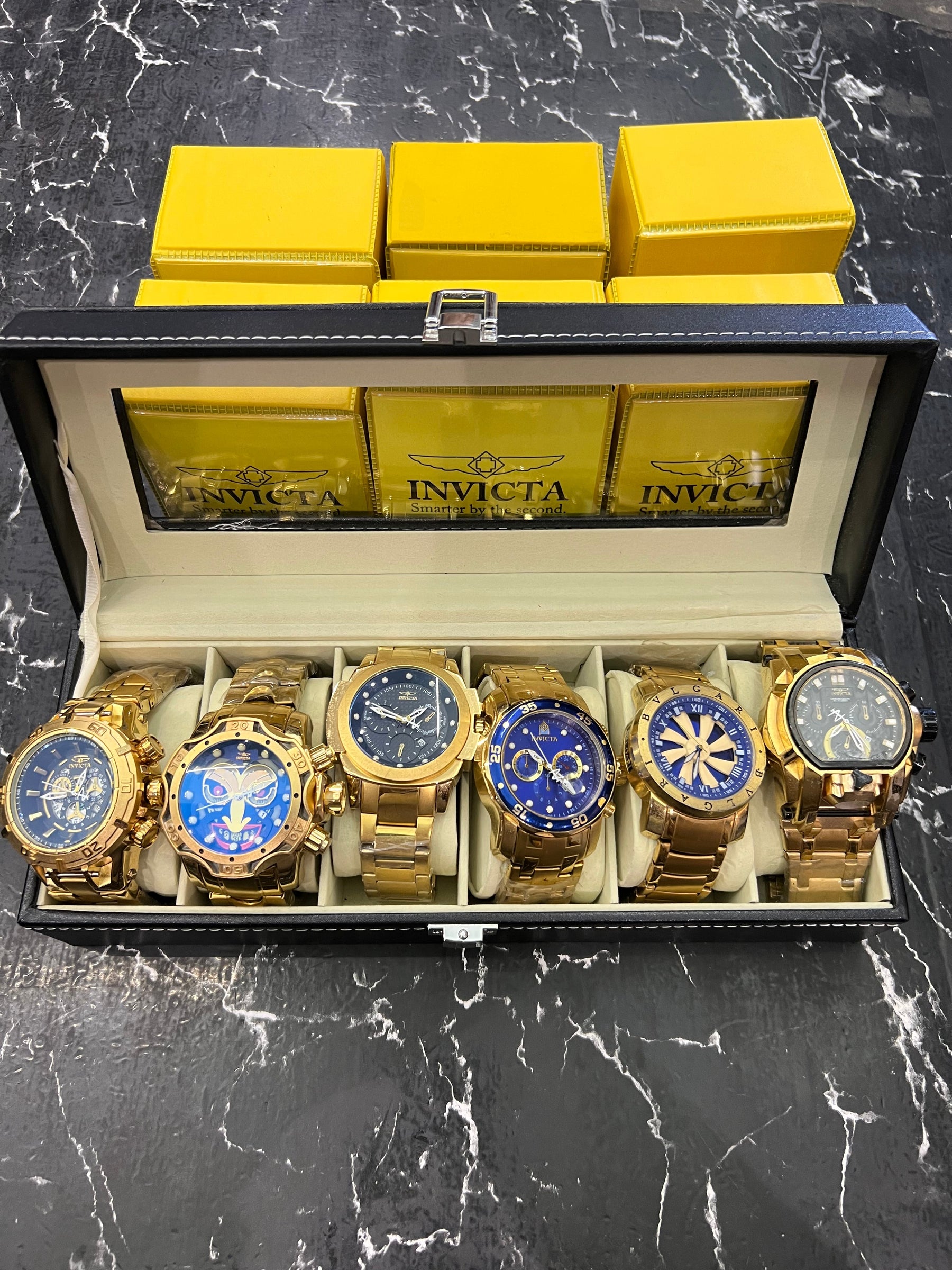 MALETA COM 6 RELÓGIOS