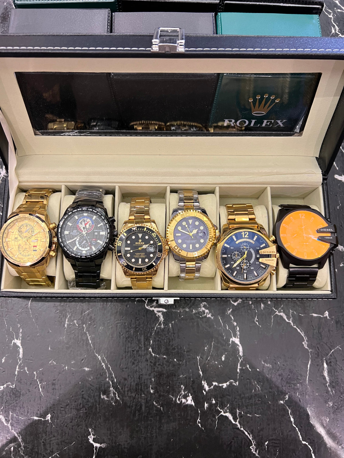 MALETA COM 6 RELÓGIOS