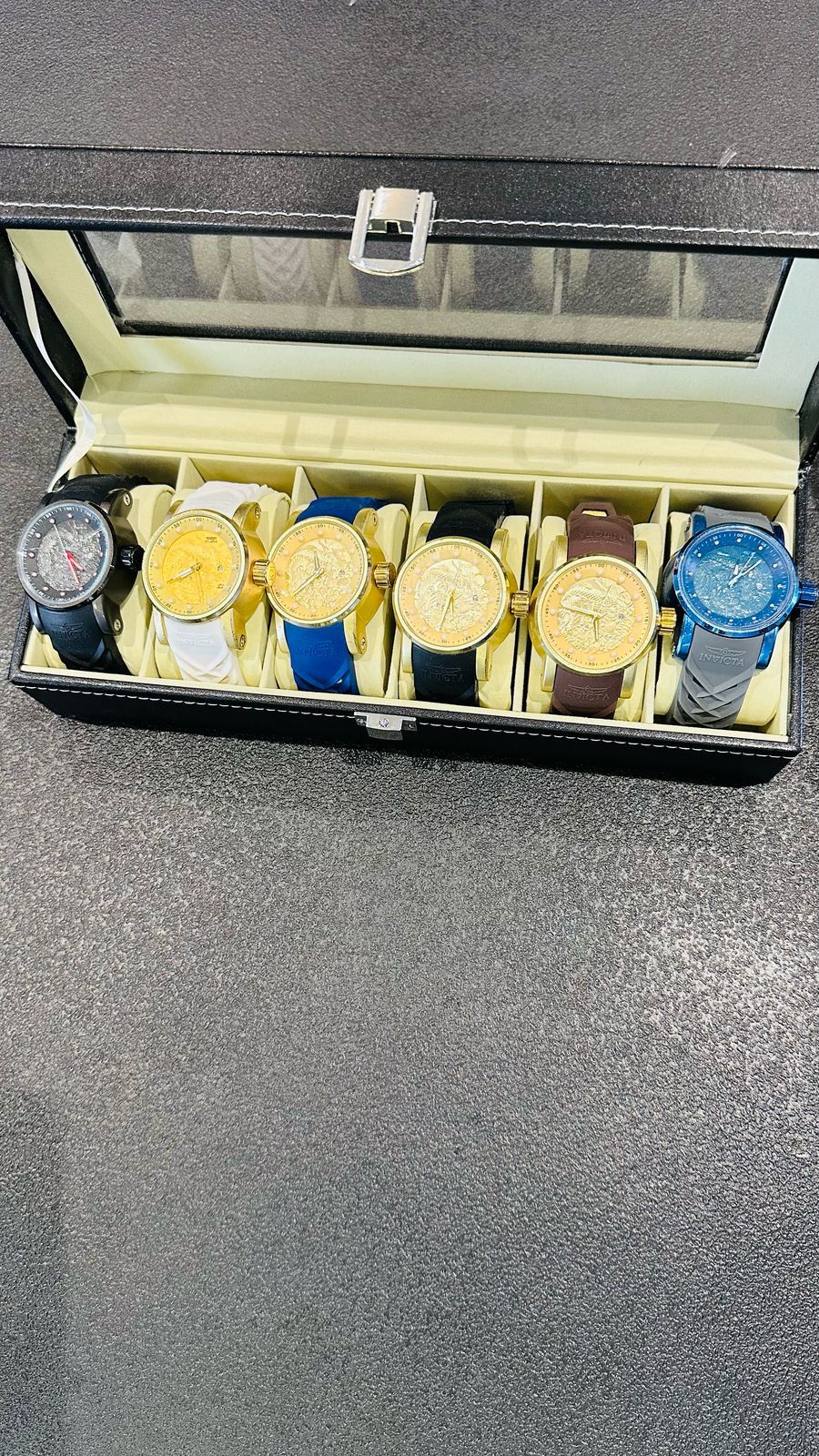 MALETA COM 6 RELÓGIOS - YAKUZA S1